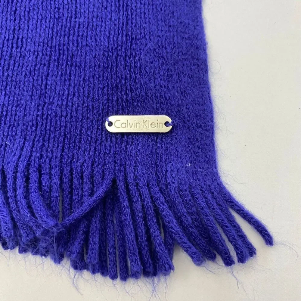 Calvin Klein Women's Blue Scarf  Acrylic‎ One Size Casual  Unisex Pre Owned